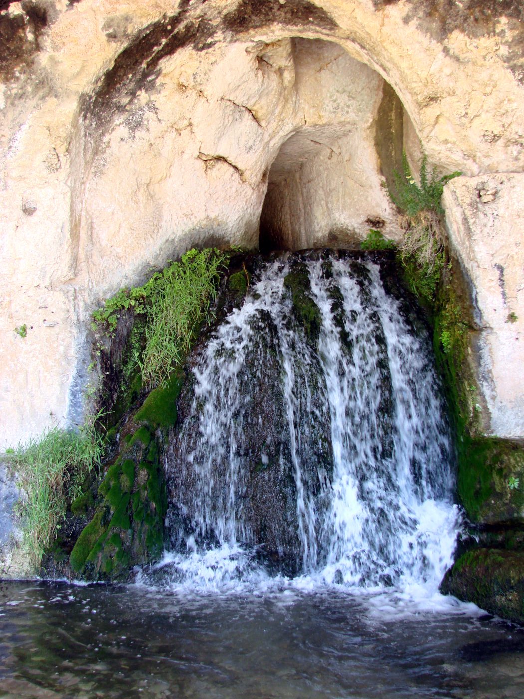 Grotta del Ninfeo — Siracusa