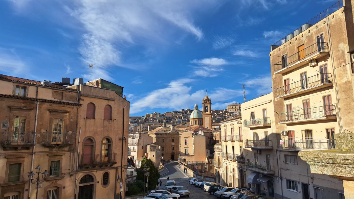 Villa Vittorio Emanuele II — Caltagirone